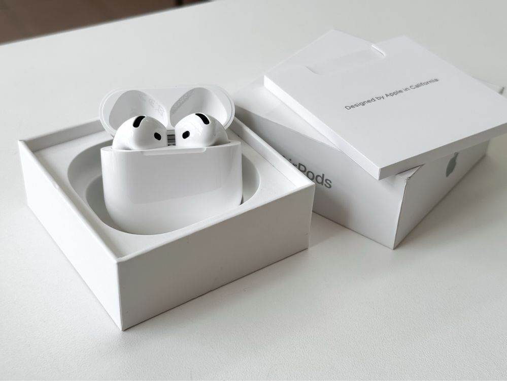 AirPods 4 Doustne jak Nowe Gwarancja Produc
