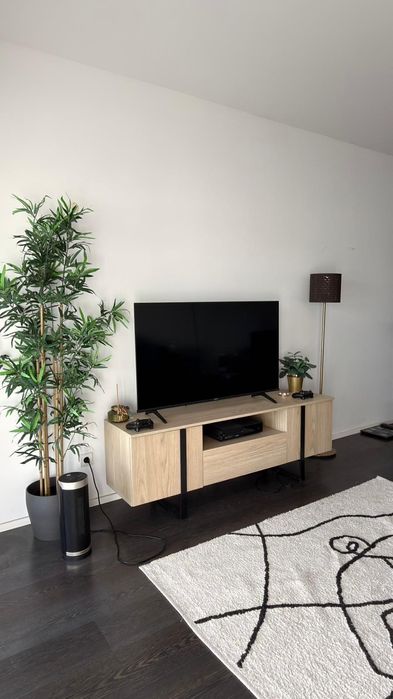 TV Hisense 50’’ QLED 4K – 220 €