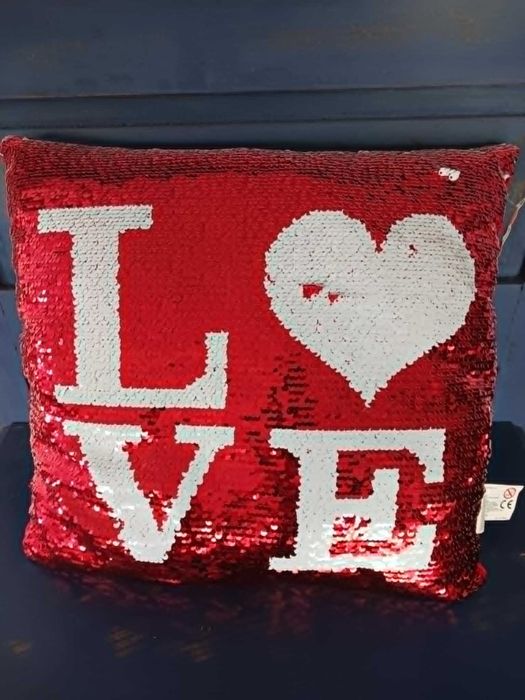 Almofadas alusivas ao amor