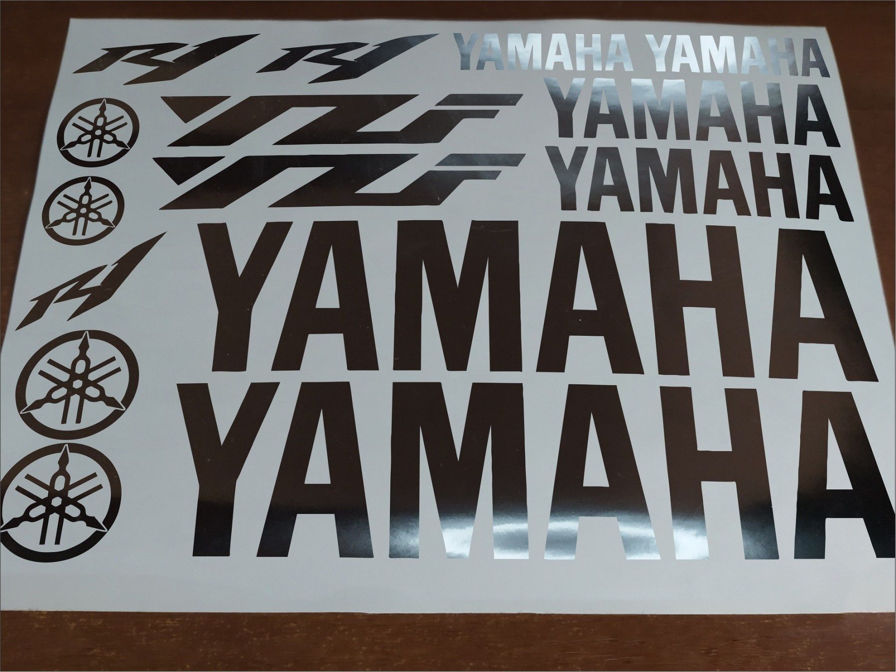 Наклейки на мотоцикл Yamaha R1 YZF P1