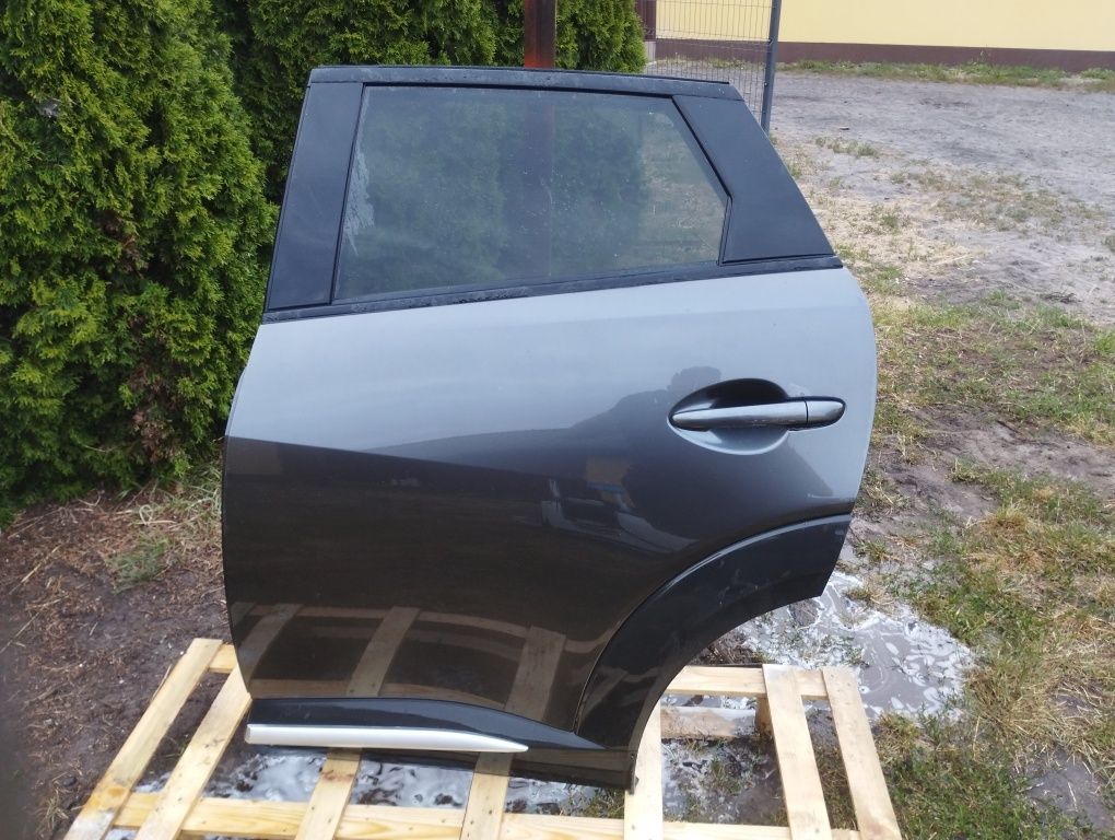 Drzwi lewy tył mazda cx3