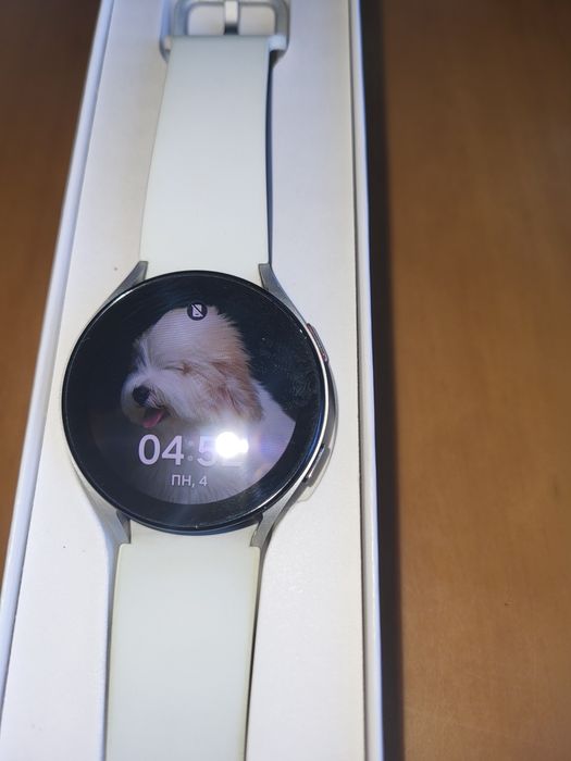 Смарт часы  samsung galaxy watch 5