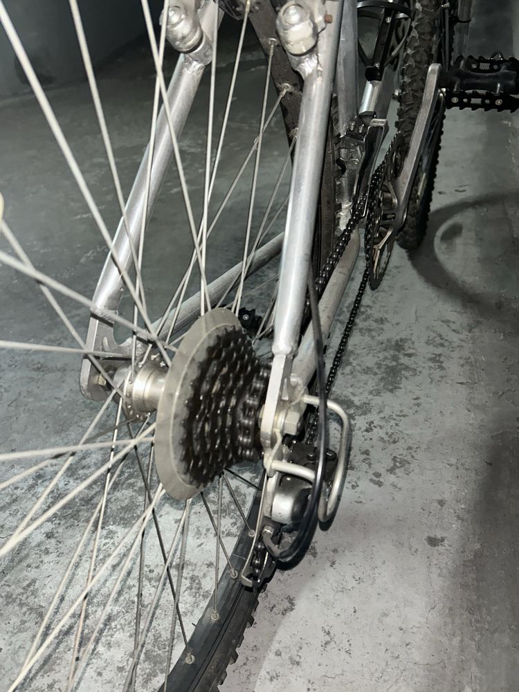 Shimano Scorpion - Bicicleta