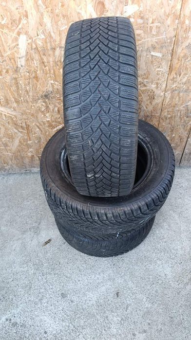 215/60 R16 Bridgestone Blizzak LM005