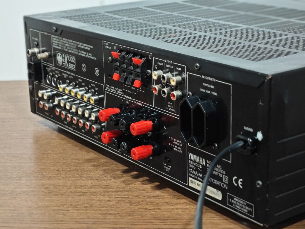 Amplificador Yamaha RX-V590RDS 300W