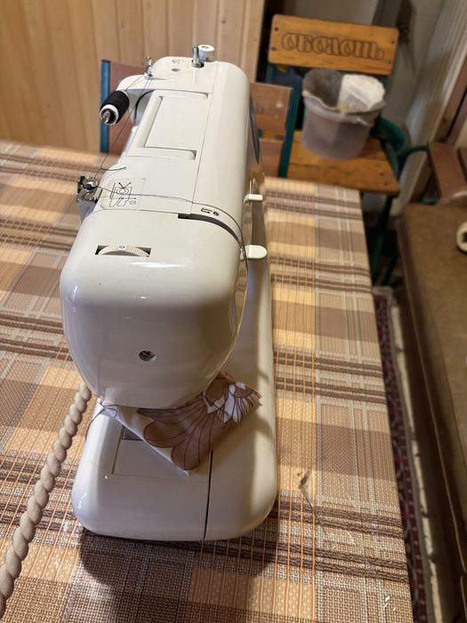 Швейная машинка элеганс 70