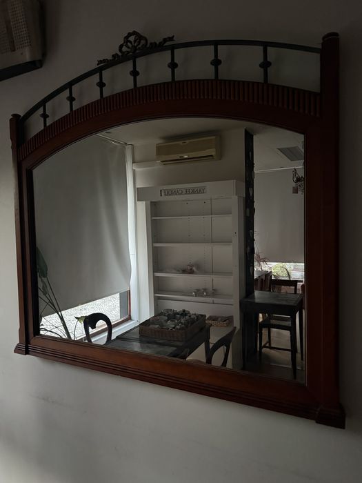 Espelho antigo , grande.