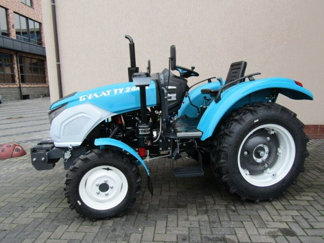 Трактор  Булат 244