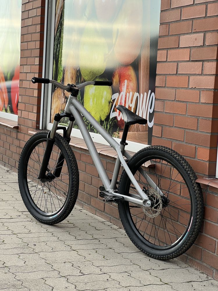 Dartmoor gemer 24 custom