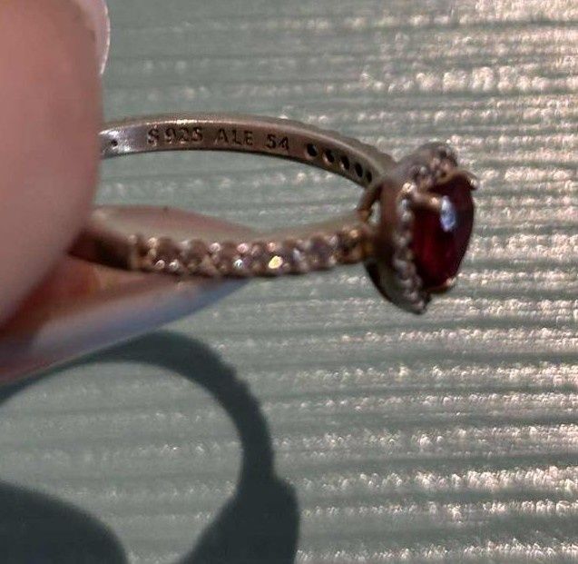 Srebrny pierścionek 925 PANDORA