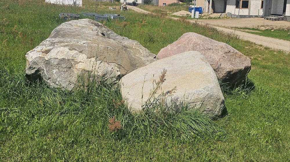 Kamień naturalny. Głazy narzutowe