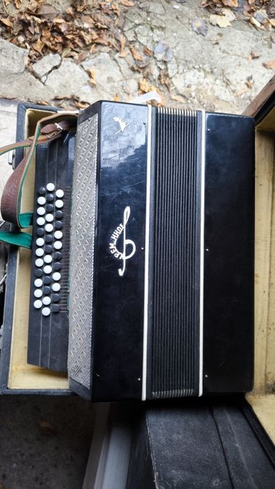 Продам три гармошки в хорошем состоянии
