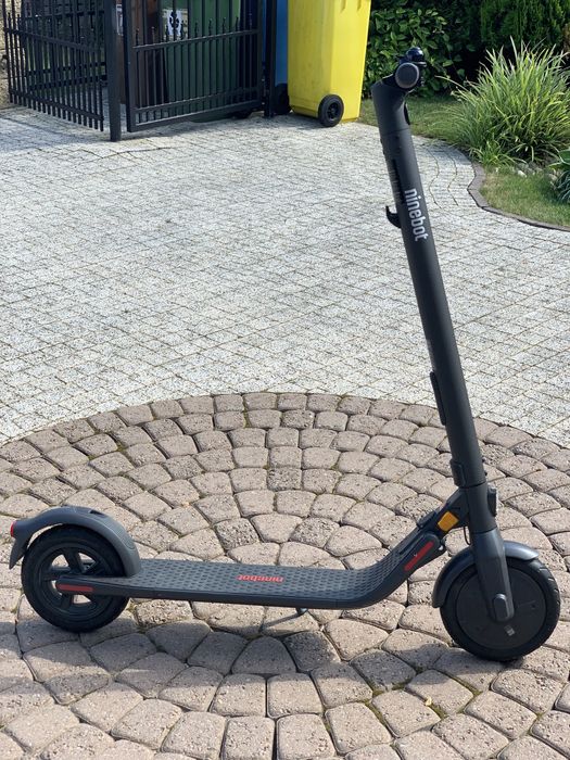 Hulajnoga elektryczna Ninebot Kickscooter