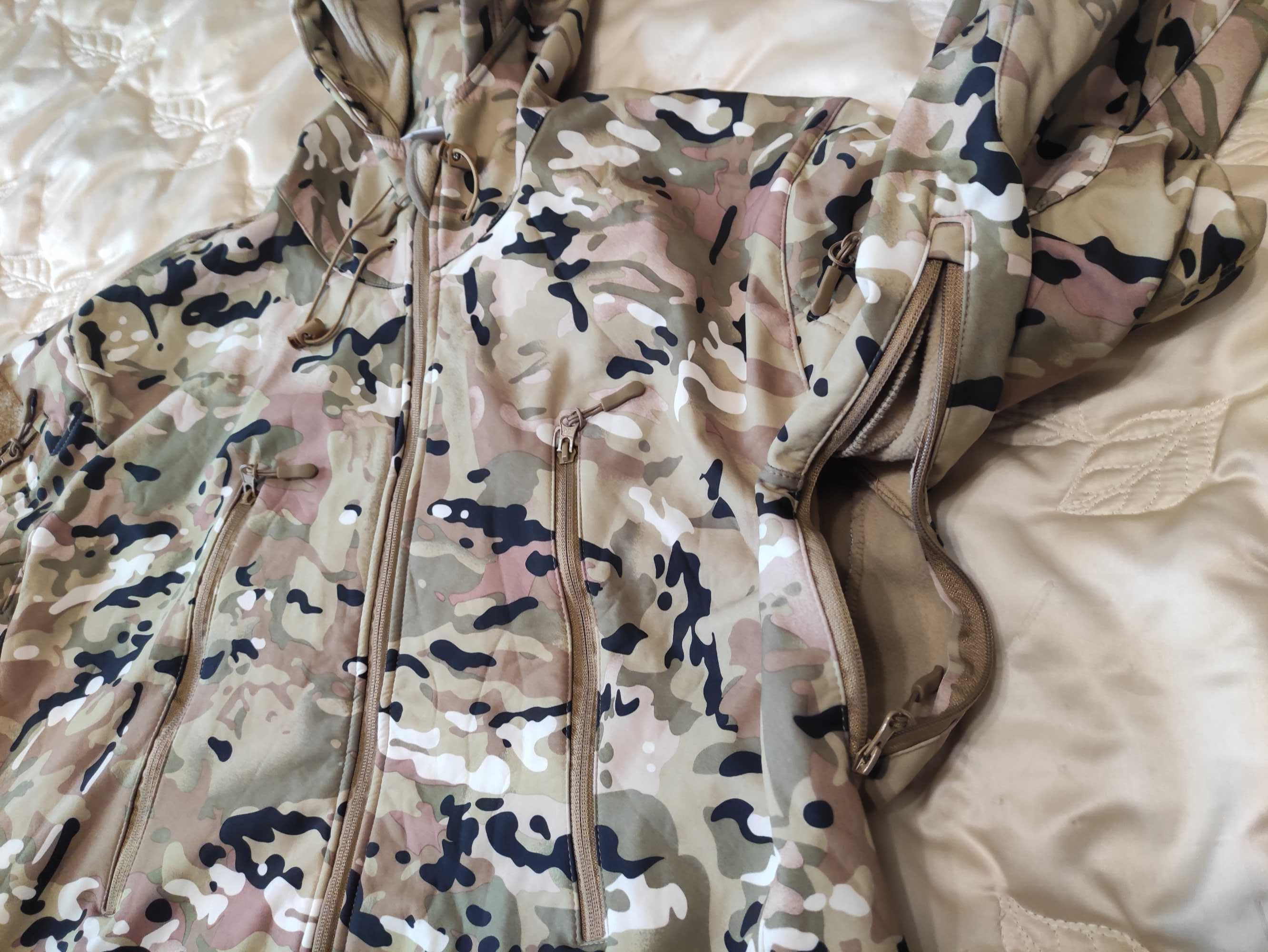 Męska kurtka softshellowa maskująca militarna  softshell  r. 2XL nowa