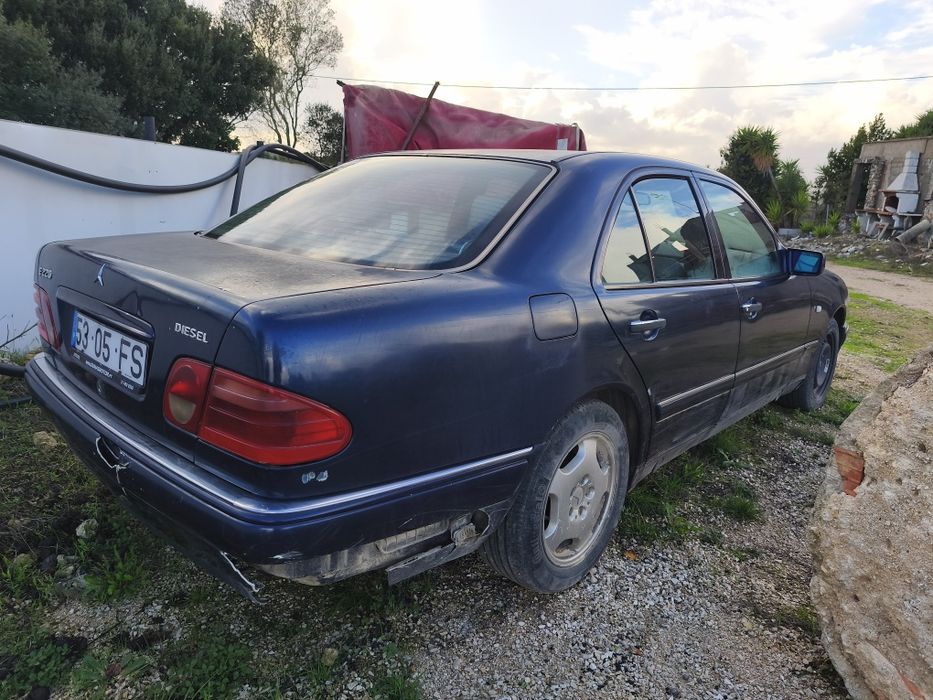 Mercedes E220 diesel