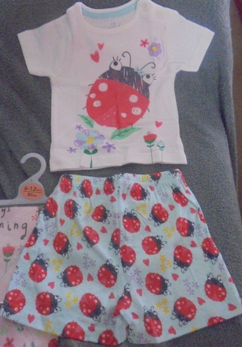 Conjunto de dois pijamas bebe menina novos