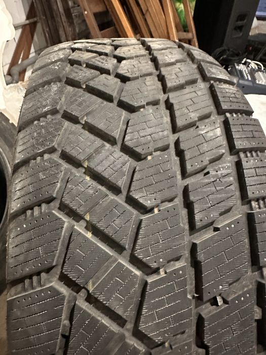 275/45/21 колеса в гарному стані