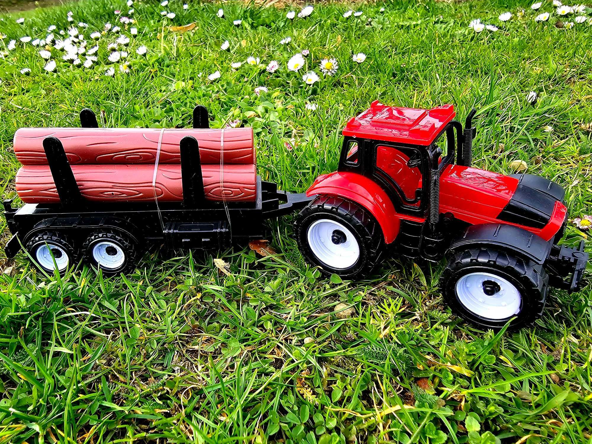 Czerwony traktor z przyczepą_ nowa zabawka