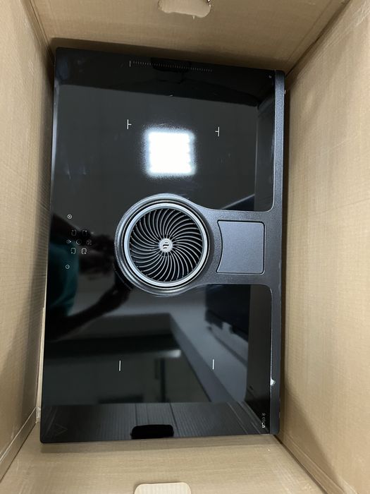 Płyta indukcyjna z okapem Elica Nikolatesla ONE BL/A/83