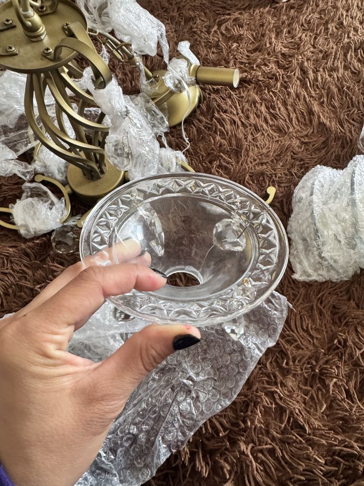 Продам люстру хрустальную