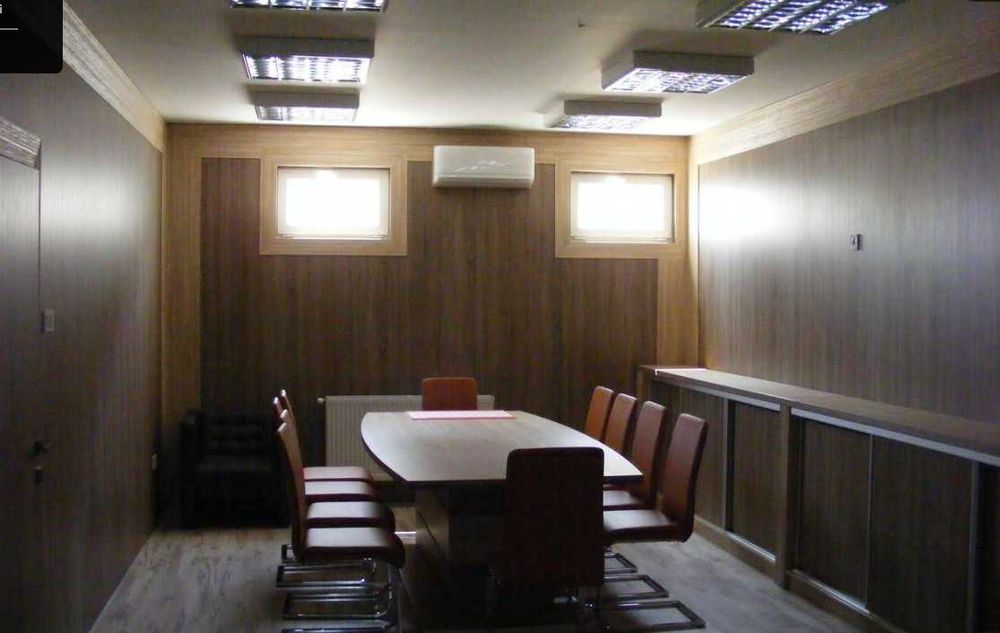 Комерційне приміщення в Угорщині поблизу автомагісталі М3 від власника