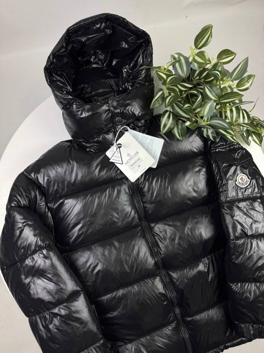 Пуховик moncler монклер чорний