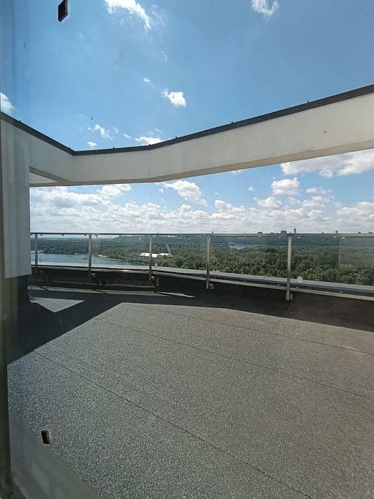 Пентхаус в ЖК Русанівська Гавань 202м2