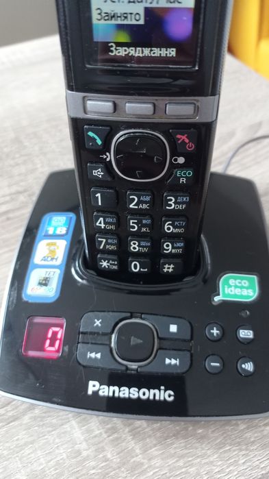 Стаціонарний бездротовий радіо-телефон Panasonic KX-TG8061UA  
Продаєм
