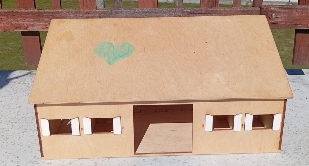 Drewniana stajnia dla koni typu Schleich, CollectA