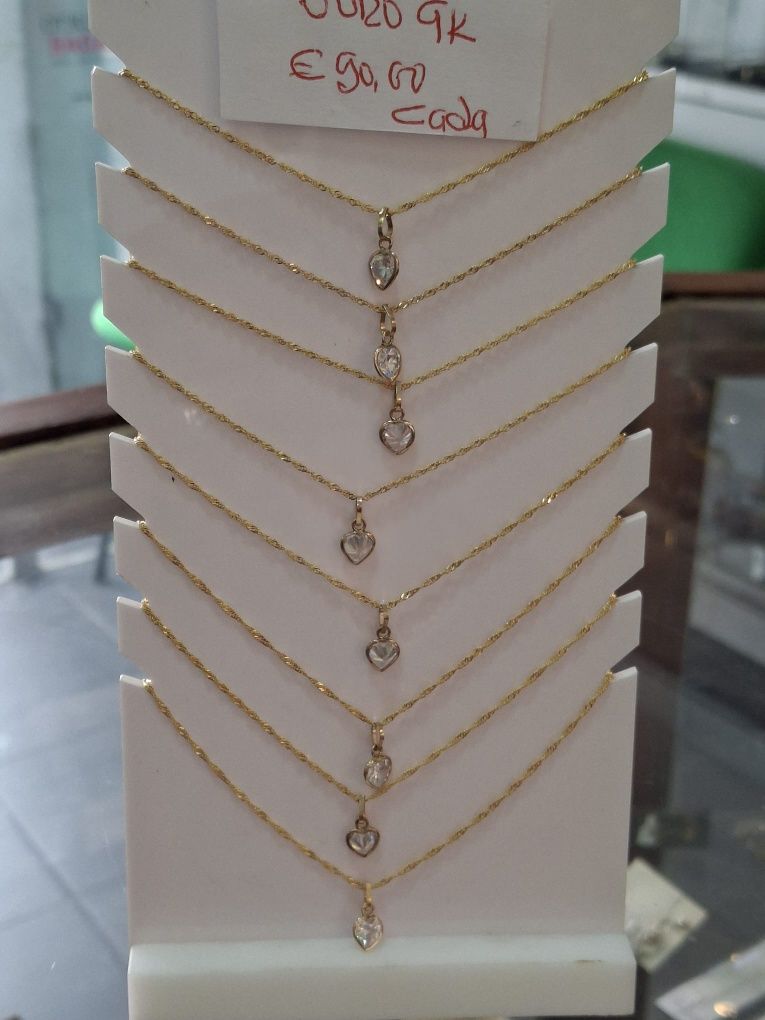 Fio ouro 9k com pendentes