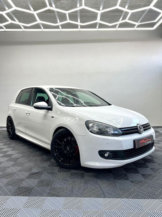 VOLKSWAGEN GOLF 6 1.6 TDI R-Line
