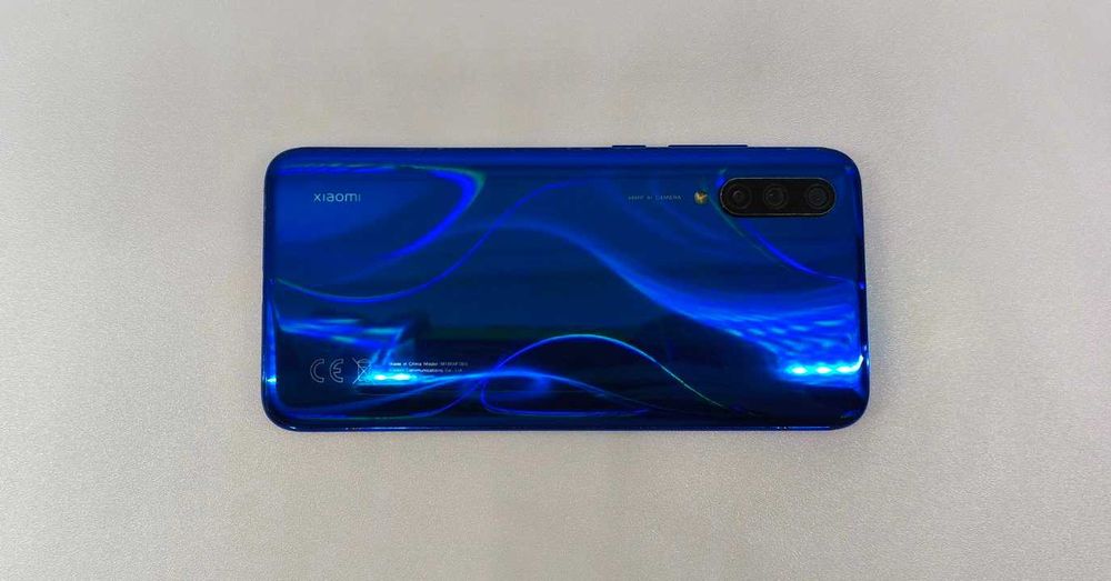 Мощный Xiaomi Mi 9 Lite 6/64GB 8ядер, 2sim NFC 6.39"Amoled