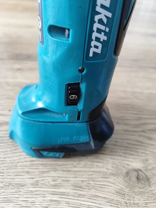 Urządzenie wielofunkcyjne Multitool z regulacją obrotów Makita 18v