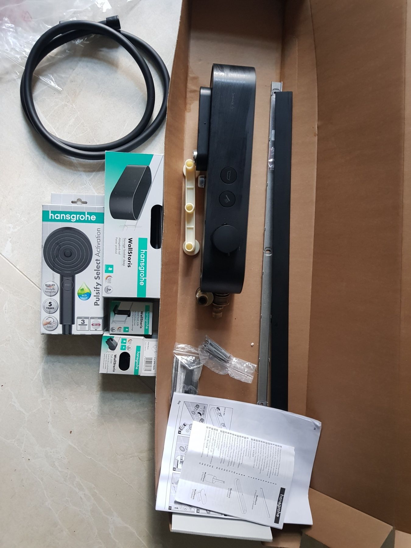 Смеситель для ванной, душа  Hansgrohe