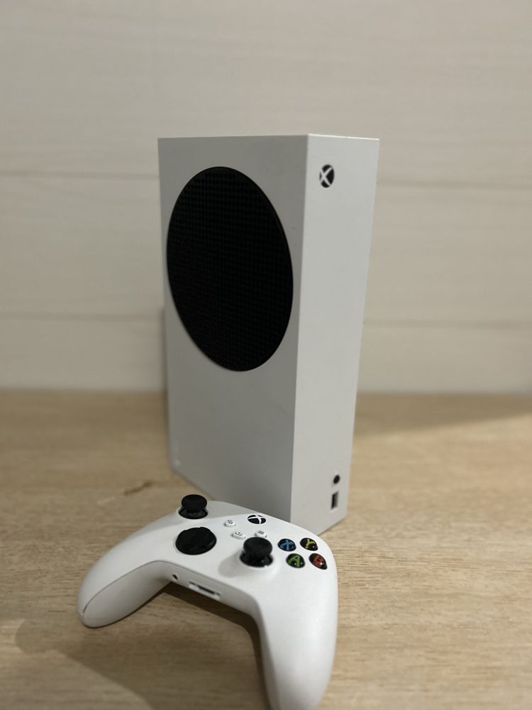 Xbox Series S  512 GB (Em perfeitas condições)