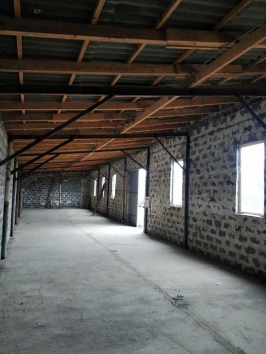 Продається комплекс складських приміщень