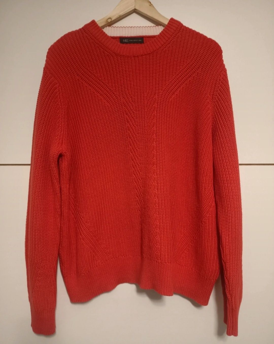 Koralowy sweter damski r.XL