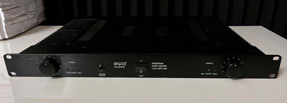 Profesjonalny wzmacniacz mocy stereo 2x120w Rms