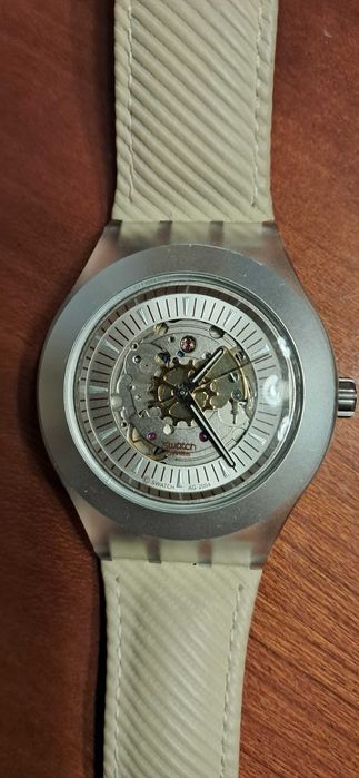 Relógio Swatch Irony automático, bracelete pele bege, como novo