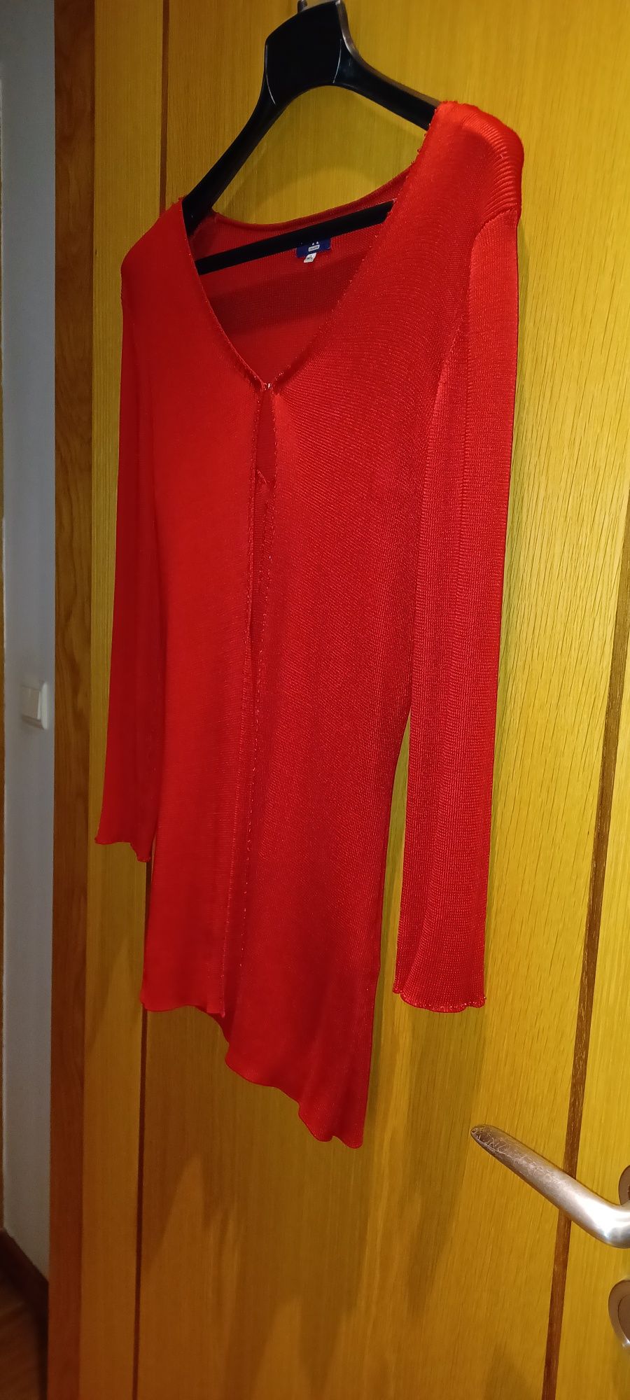 Twin set (top alças e casaco) vermelho em seda com missangas Lanidor