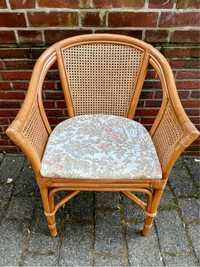 Krzesło fotel rattanowy pleciony na balkon taras z rafią vintage boho