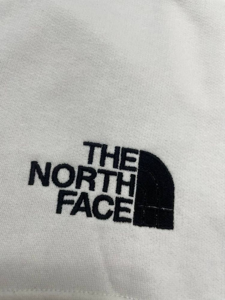 ЭКСКЛЮЗИВНАЯ НОВИНКА 2024| Мужские шорты The North Face| S-XXL|белый