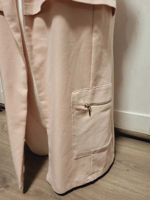Atmosphere Primark 36 S marynarka żakiet bez rękawów dłuższy puder róż
