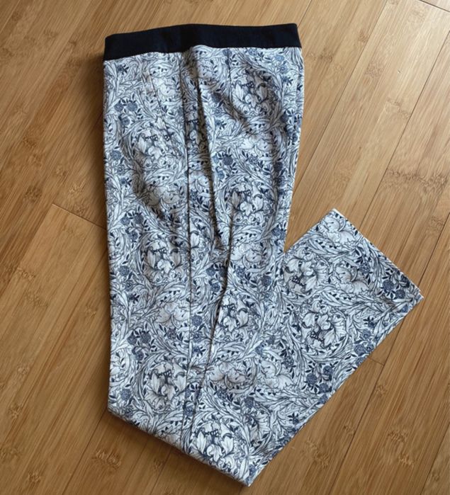 Eleganskie spodnie w kwiaty XS H&M