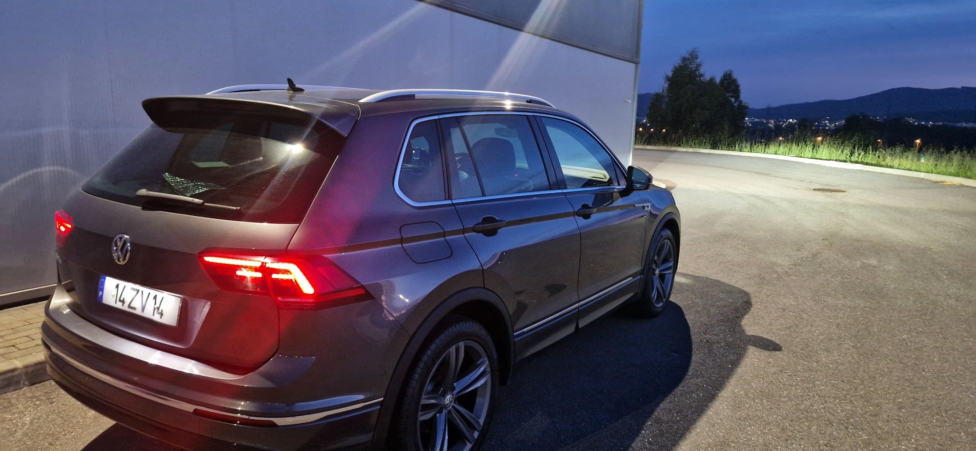 Tiguan 2.0 TDi R Line