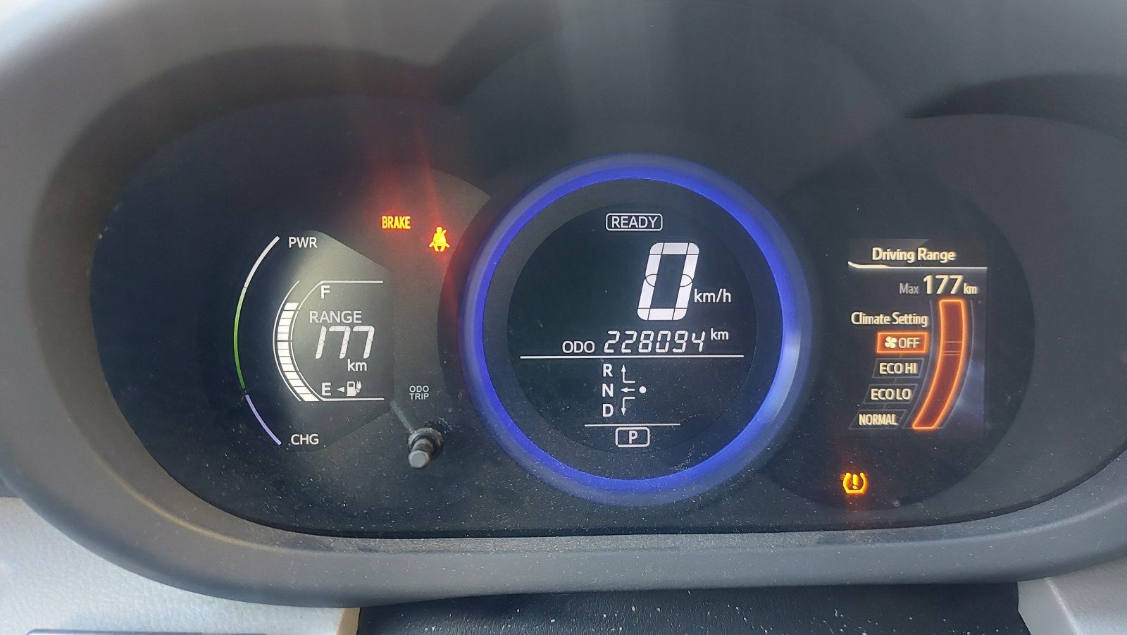 Yoyota RAV4 EV 2012