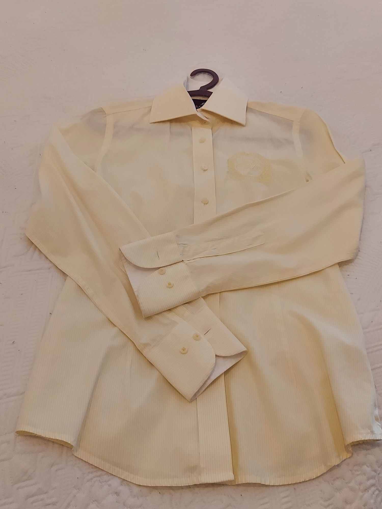 Camisa feminina Sacoor Amarela e Branca  tamanho 38,  excelente
