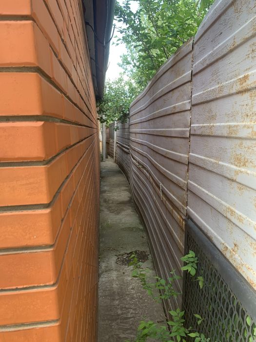 Будинок 88.8 м.кв пгт Комишуваха  В ОРЕНДУ НЕ СДАЮ !