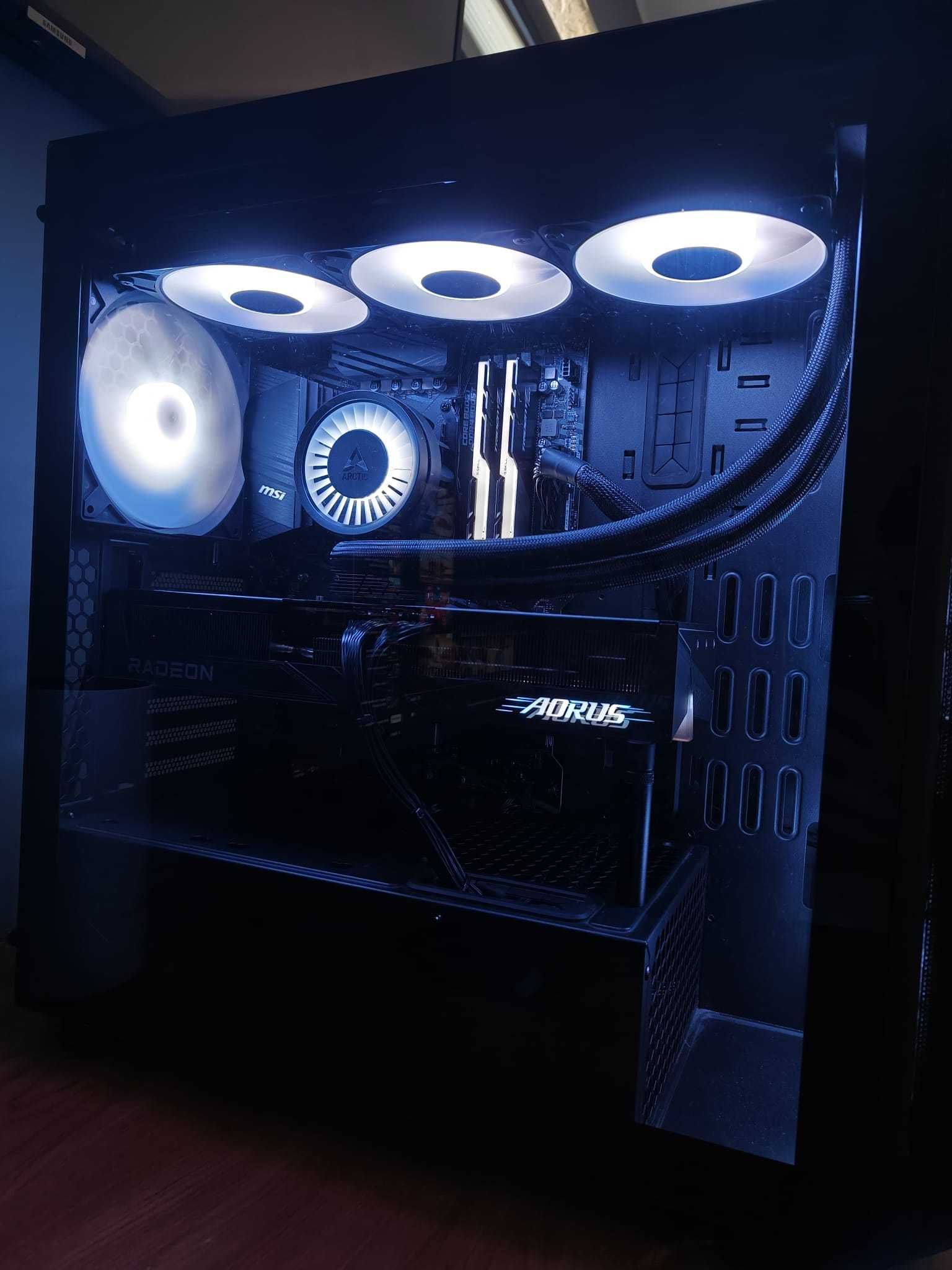 Komputer Gamingowy RX 9070 XT Ryzen 7 32GB RAM NOWY SSD + GPU + AIO