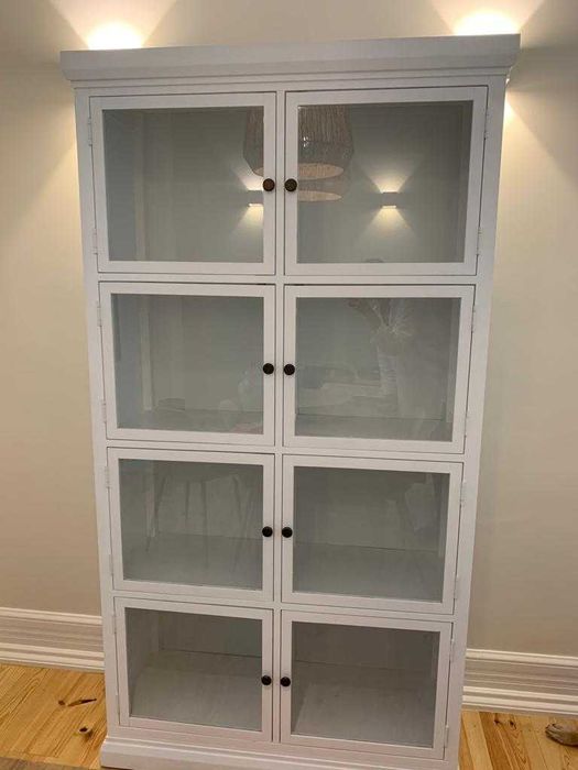 Vitrine BANAK como nova